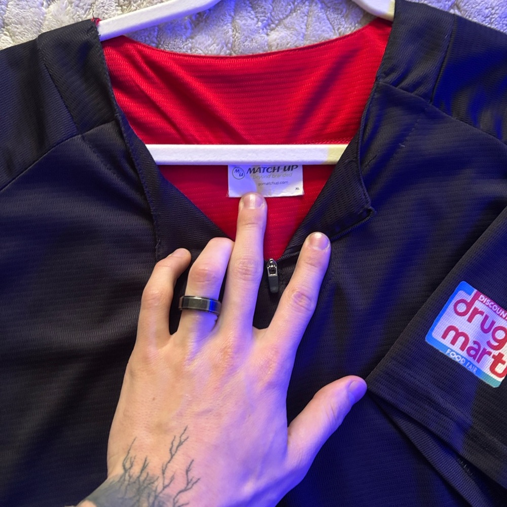 Authentic Collection Short Sleeve Hot Pullover Jacket - Picture 4 of 4